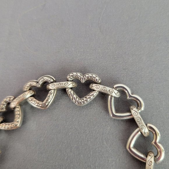 Chunky Silver Tone Linked Hearts Bracelet - Picture 4 of 7